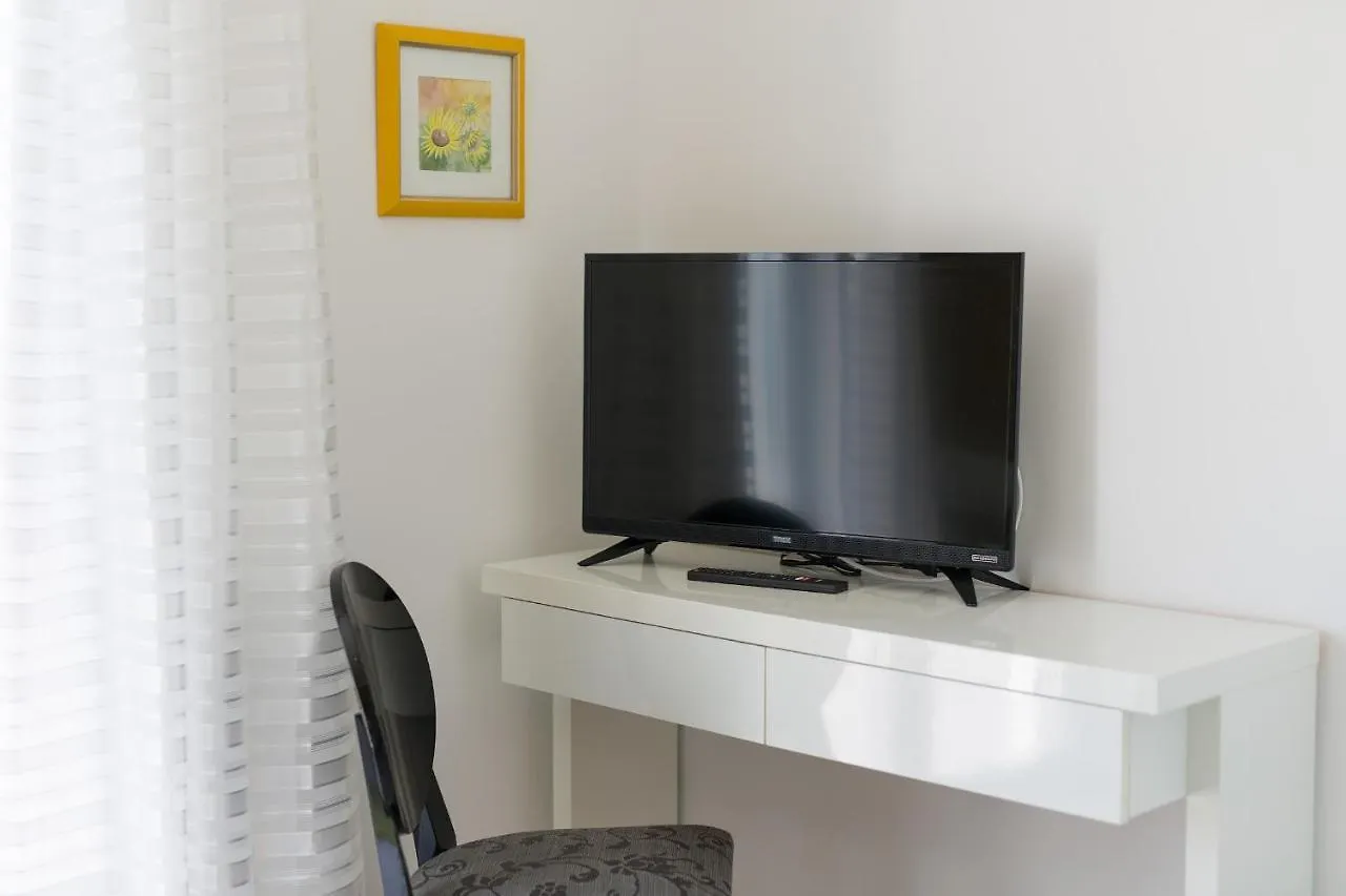 Villa Helines***** Linardici