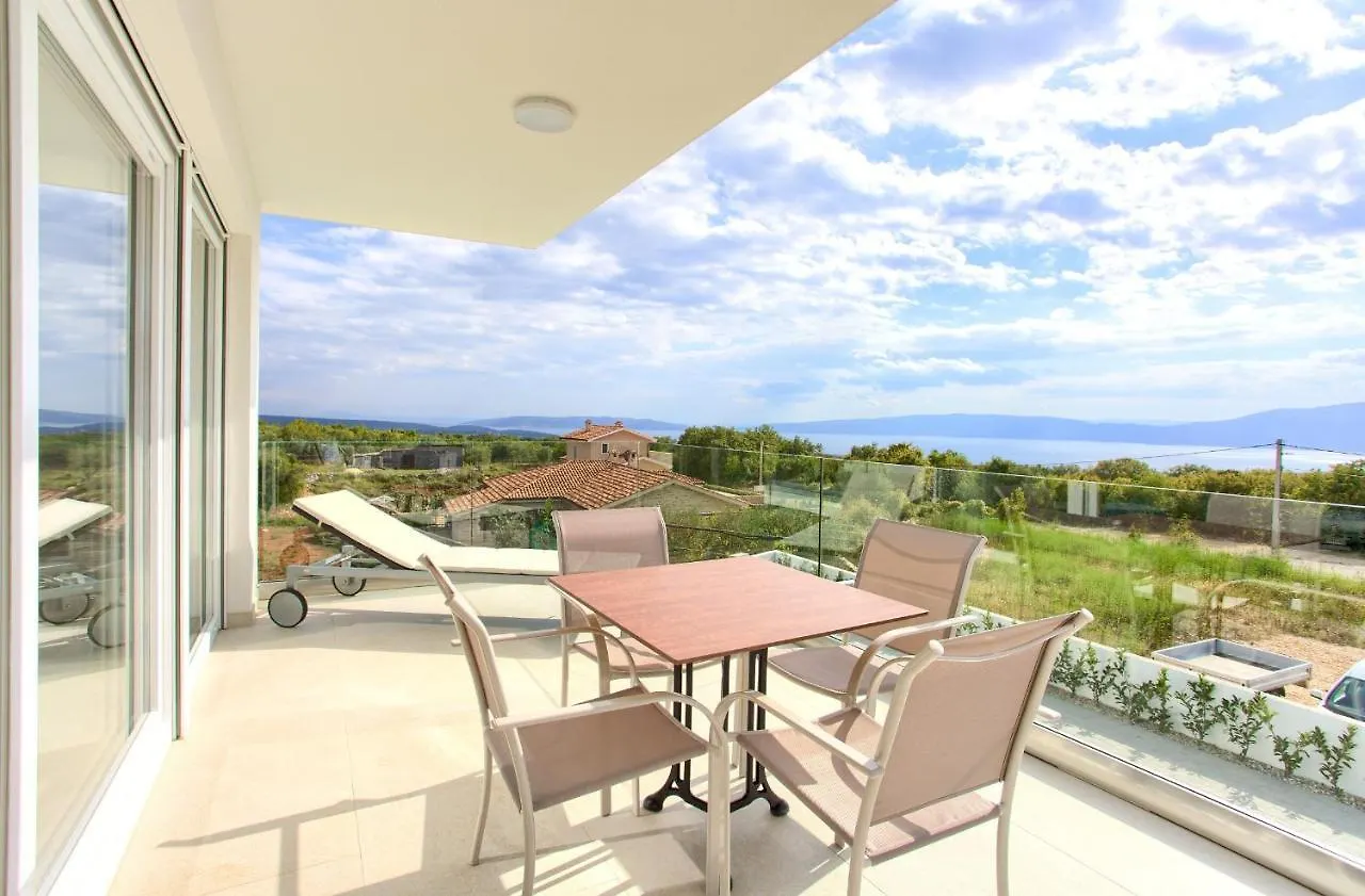 Villa Helines***** Linardici
