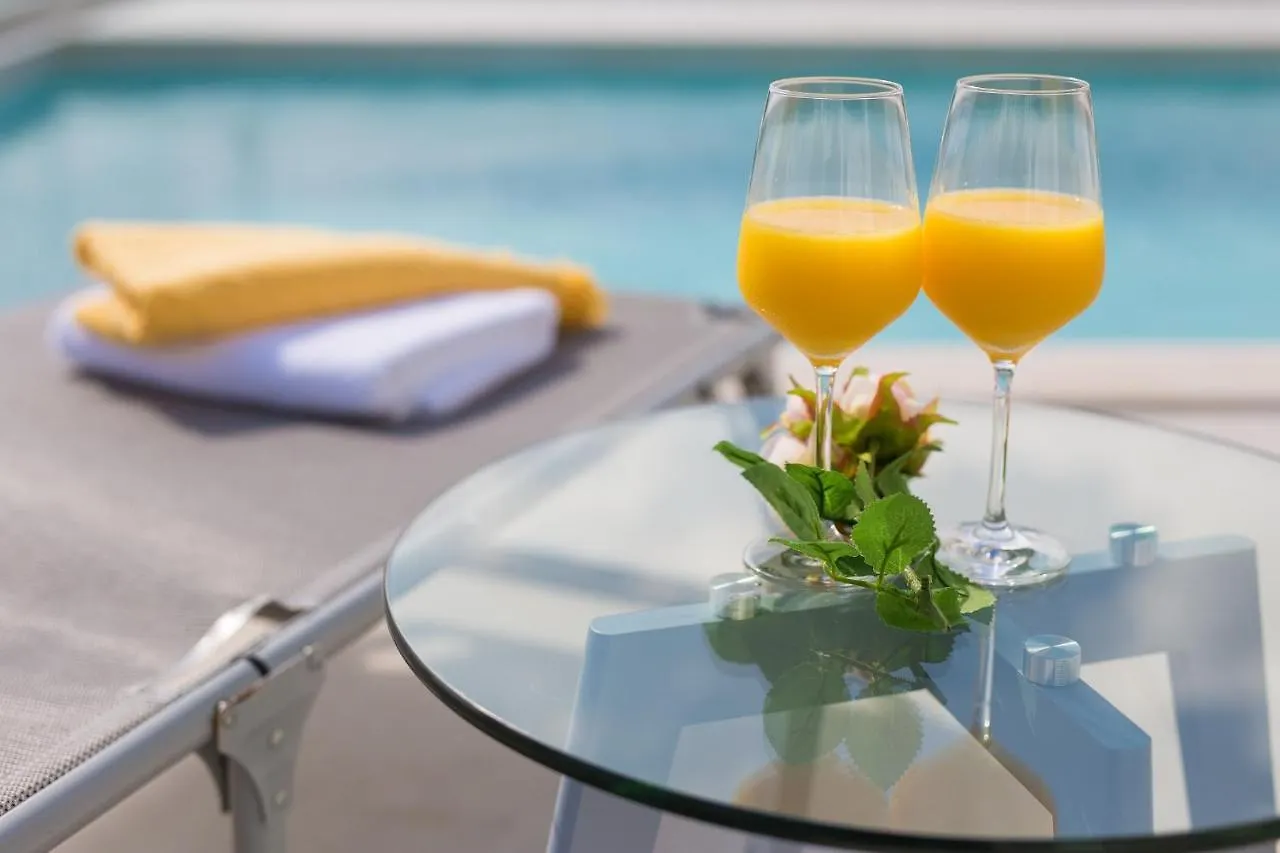 Apartment Villa Helines***** Linardici Croatia