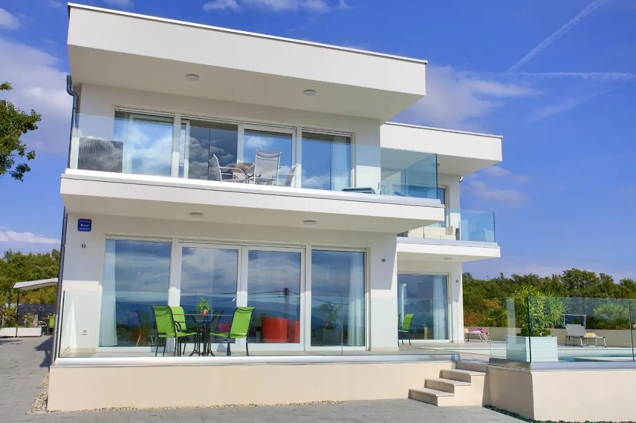 Apartment Villa Helines***** Linardici Croatia